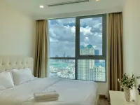 LuxHomes Saigon - Vinhomes Central Park