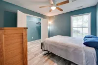Hopkinsville Home Near Parks & Museums! - 2-Star