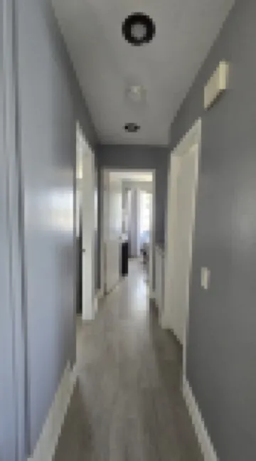 Cozy 2-bedroom condo with WiFi, AC in lovely Lake Forest.