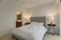*Friendly* City Suite in Kensington *2bed+2Bath* Hotels in 
