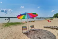 XC Ski, Ice Fish & Hike! Getaway Near Sand Lake