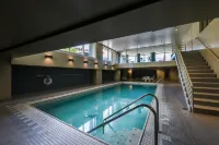 Newmark Tower Seattle Suite