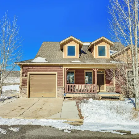 Gorgeous Granby Ranch Home Half-Mi to Skiing!