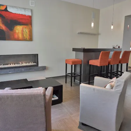 Spa Apartment with Private Pool فنادق في سبا