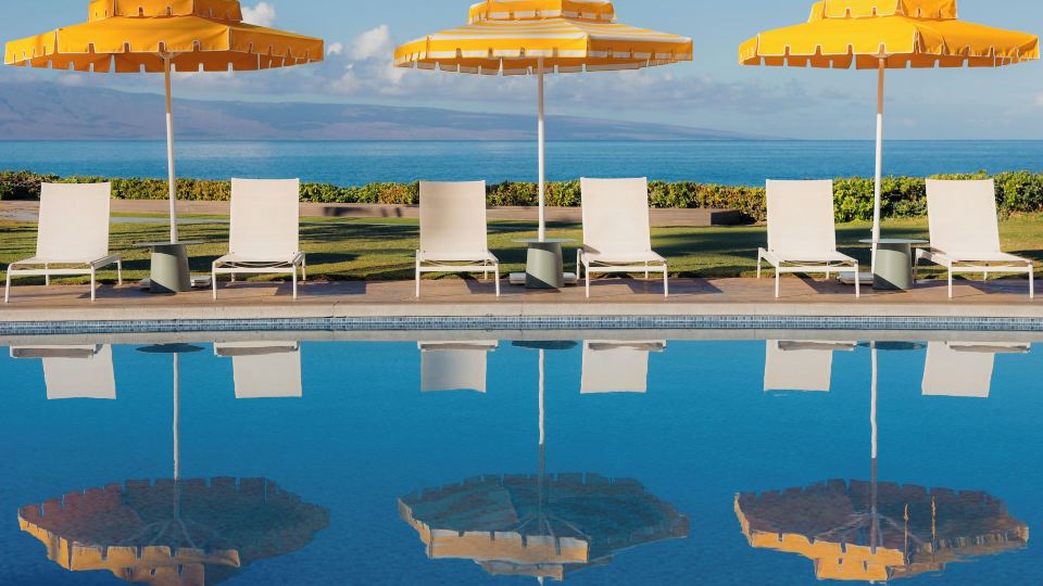 Royal Lahaina Bungalows & Spa