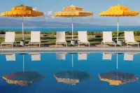 Royal Lahaina Bungalows & Spa