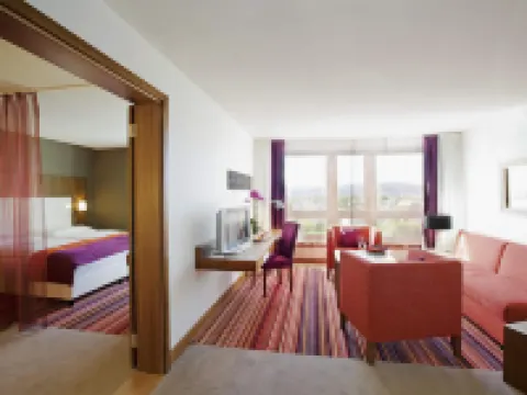 Mövenpick Hotel Zürich Airport Hoteles en Opfikon