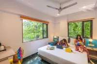 goSTOPS PLUS Udaipur Gulab Bagh