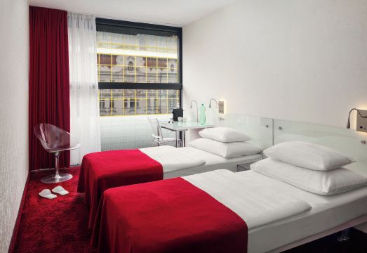 Metropol Design Hotel Old Town