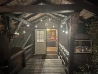 Basecamp Lodge Winter Retreat Sleeps 3-9 Guests Hotels in Caledonia County