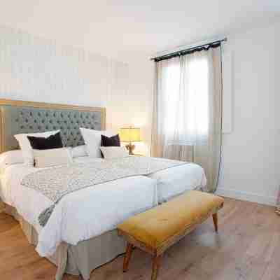 Genteel Home Madrazo Terrace Rooms