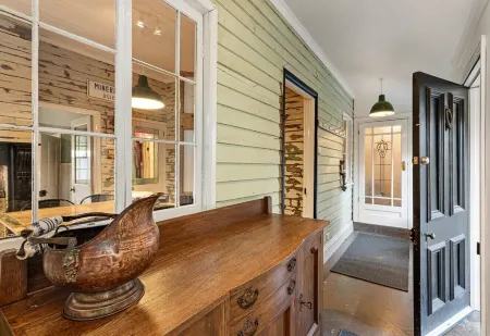 Rustic Charm in the Heart of spa Country Отели рядом с достопримечательностью «Hepburn Springs Bathhouse»