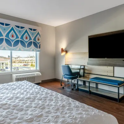 Tru by Hilton Christiansburg Hotels near Dwelling Place Christian Fellowship