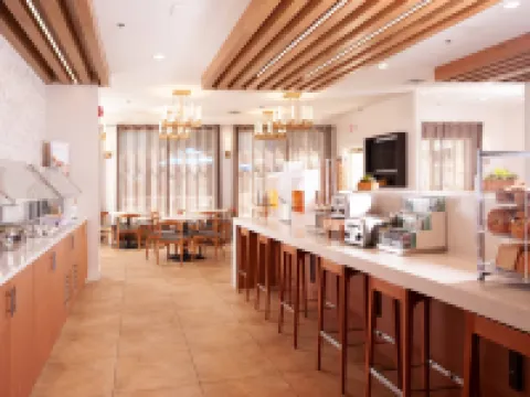 เรสซิเดนซ์อินน์ ชาร์ลสตัน ริเวอร์วิว โรงแรมในชาร์ลสตัน