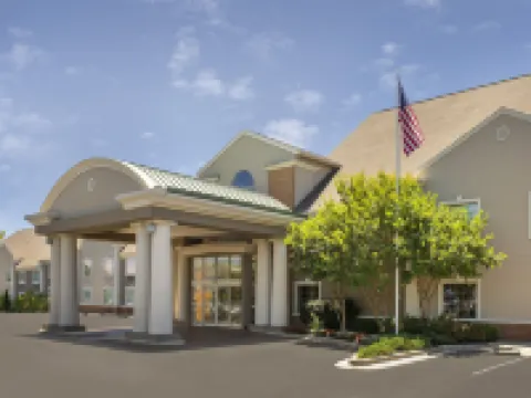 Holiday Inn Express & Suites ANNAPOLIS by IHG アナポリスのホテル