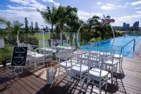 Crowne Plaza PERTH by IHG - Kolam Renang
