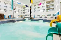 Holiday Inn LETHBRIDGE by IHG - piscine
