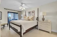 417 Seascape Villas, Oceanfront Condo, Stunning Ocean Views!