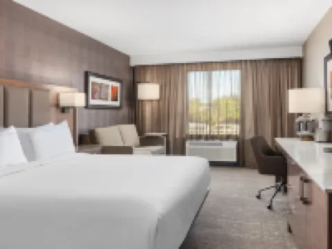 ดับเบิลทรี บาย ฮิลตัน คิทชินเนอร์ โรงแรมในคิตเชเนอร์