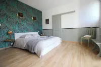 Le Relais de La Tour Hotels in Riscle