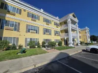 Quality Inn & Suites Tulare - 2-Star