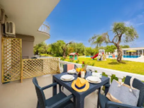 Kosmas Apartments Hotels in Roda