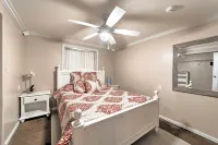 Hawaiian Hideaway w/ Yard < 2 Miles to Hilo Bay! Hotels near Coconut Island