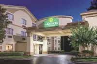 La Quinta Inn & Suites by Wyndham Jackson Airport Hotels in Pearl