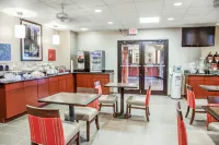 Comfort Suites Lombard/Addison Hotels in Lombard