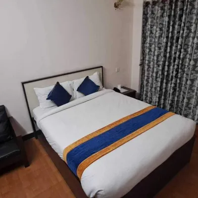 Karma Travellers Home Отели рядом с достопримечательностью «Катесимбу Ступа»