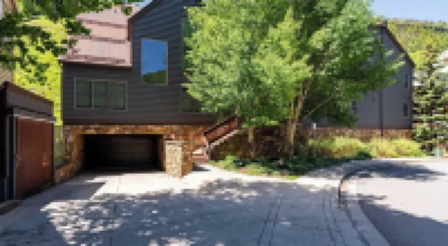 Etta Place 6 by AvantStay | Ski in/ Ski Out Unit!