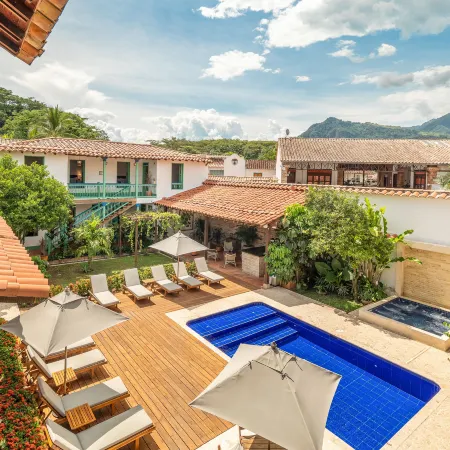 Casa Cedrela Hotel Boutique -Cauca Viejo- Mayores de 14 años