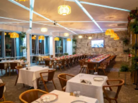 HALLEY ホテル デニズリのホテル