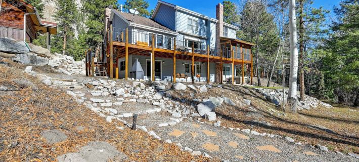 Casa Immaculata on Chalk Creek w/ Views! Hotels in Chaffee County