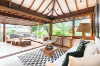 Colibri Beach Villas