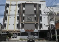 Sena House Lamlukka Klong2 โรงแรมในอำเภอ ลำลูกกา