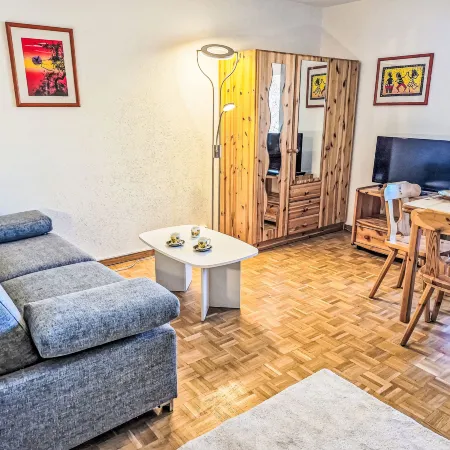Cransalpin Apt. 3 / Secteur 1