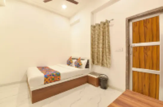 FabHotel Shree Radhey Shyam Palace