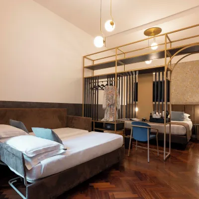 Vittoriano Suite Hotels near Gesù Church