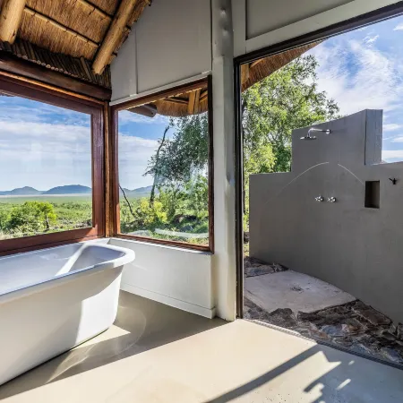 Buffalo Ridge Safari Lodge Hotels in Zeerust