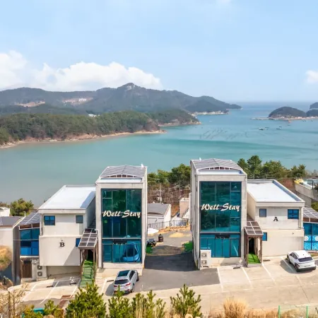 Yeosu Wellstay Pool Villa