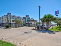 Motel 6 Harlingen, TX Hotels in Harlingen
