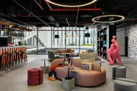 Moxy Alfragide Lisboa - Gym
