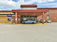 Seven Oaks Hotel Regina, SureStay Collection by Best Western Hotels in Regina