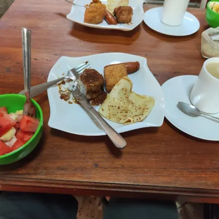 Oasis Guest House Voi
