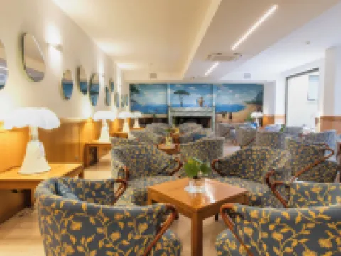 CAV阿普洛朵飯店 卡斯蒂里昂納·德拉佩住宿飯店