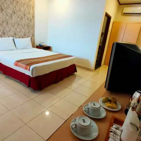Hotel Maninjau Indah