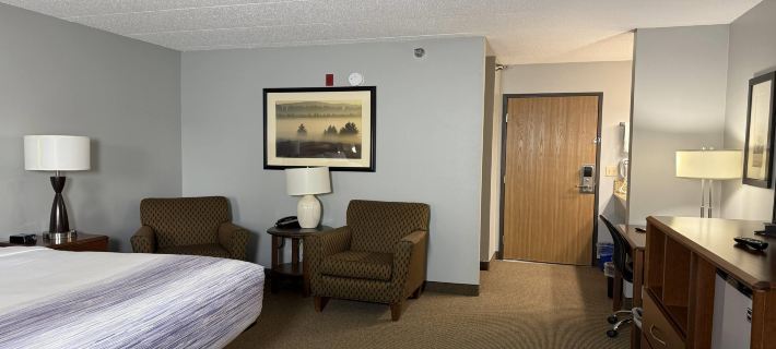AmericInn by Wyndham Sioux Falls Отели в г. Су-Фолс
