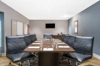 Wingate by Wyndham Niagara Falls