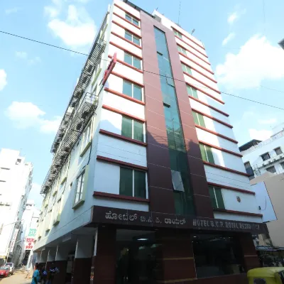 Hotel Bcp Suites โรงแรมใกล้แมนตรีสแควร์ช็อปปิ้งมอลล์